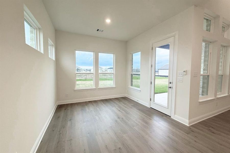 Spacious, unfurnished interior of a new home in Ridge Park Estates, Royse City (Image 19).
