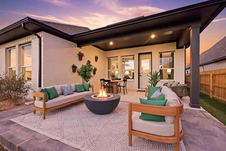 Representative exterior details of a home built from the The Pine by David Weekley Homes in Confluence – Select Reserve Series, Marion (Image 4).