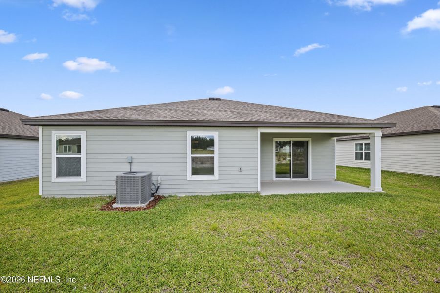 Exterior details and patio area of a home in Westport Landing, Jacksonville (Image 26).