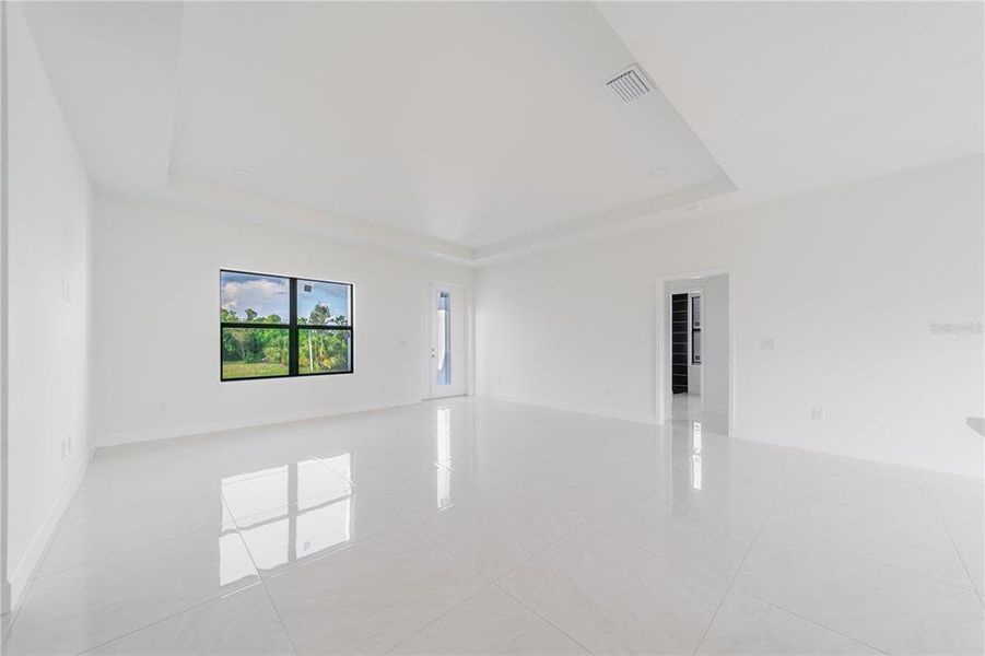 Spacious, unfurnished interior of a new home in , Port Charlotte (Image 11). Spacious, unfurnished interior of a new home in , Port Charlotte (Image 11).