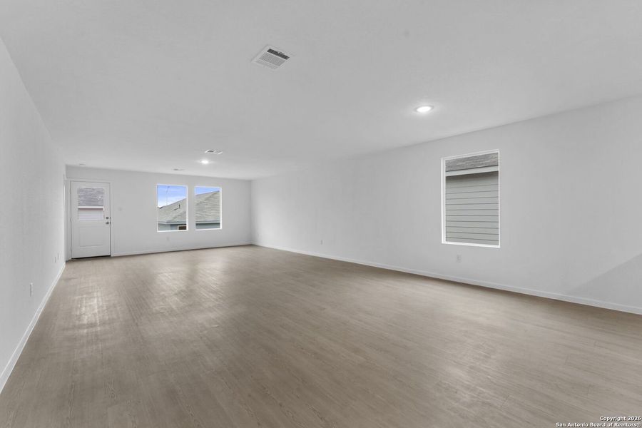 Spacious, unfurnished interior of a new home in Voss Farms: Watermill Collection, New Braunfels (Image 16).