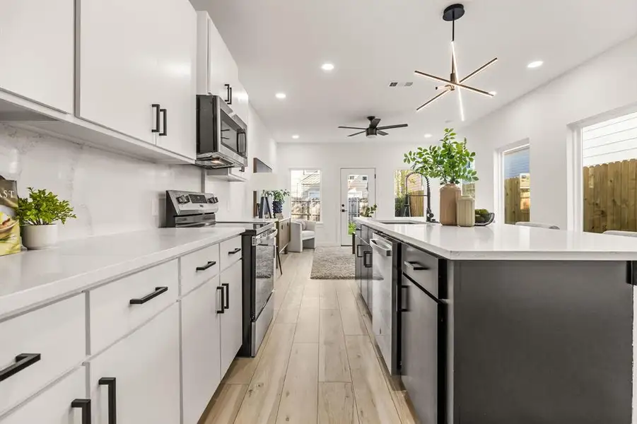 Furnished interior view inside a new home in , Dallas (Image 5). Furnished interior view inside a new home in , Dallas (Image 5).