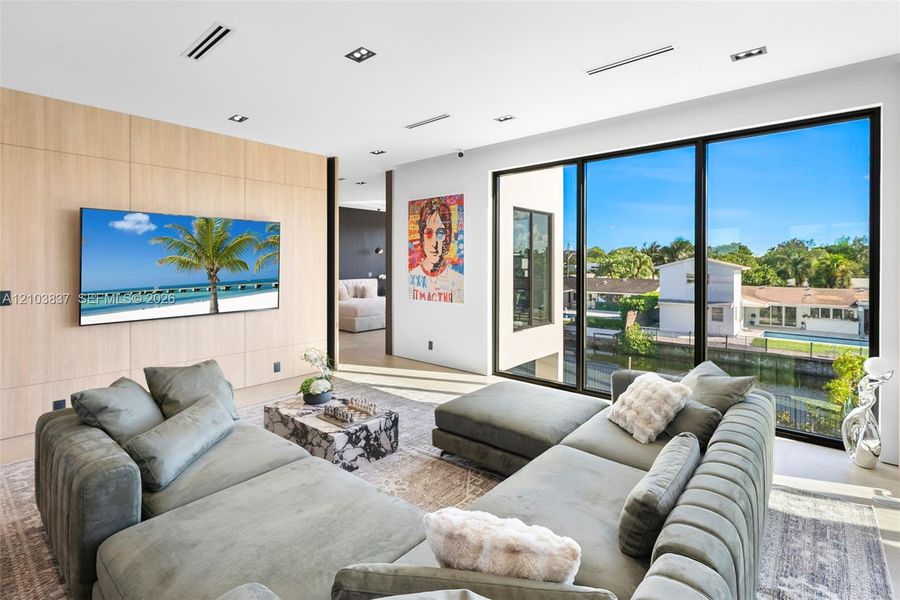 Community amenities in , Miami (Image 68).