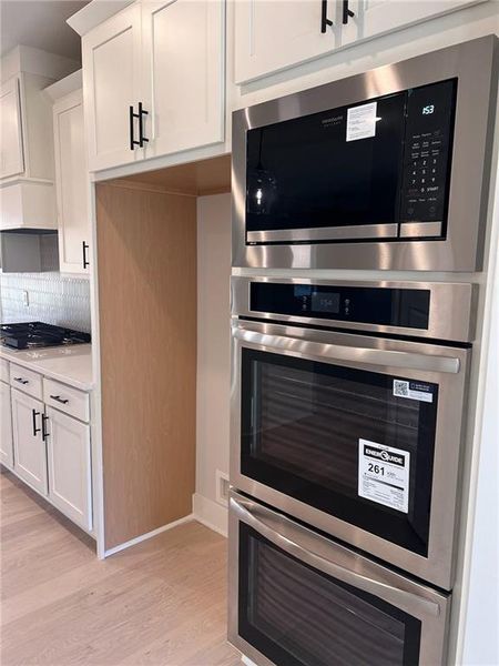 Close-up of interior finishes inside a home in , Jefferson (Image 18).