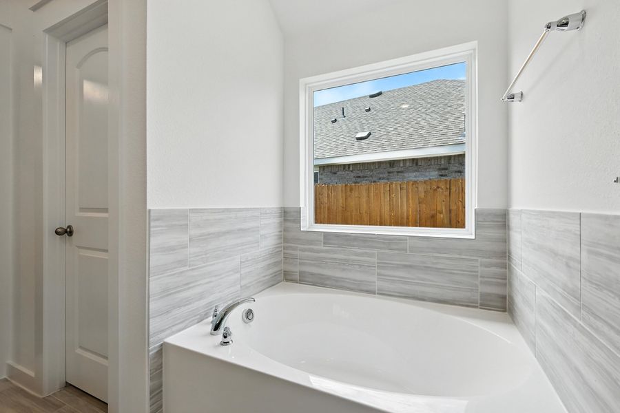 Representative furnished interior of a home built from the Landmark Series - Blanton by Brightland Homes in Still Water Lake Estates, Godley (Image 36). Representative furnished interior of a home built from the Landmark Series - Blanton by Brightland Homes in Still Water Lake Estates, Godley (Image 36).