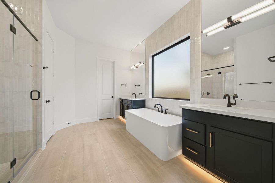 Furnished interior view inside a new home in , Katy (Image 9).