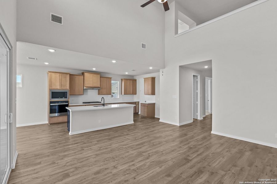 Furnished interior view inside a new home in Mayfair 60', New Braunfels (Image 18).