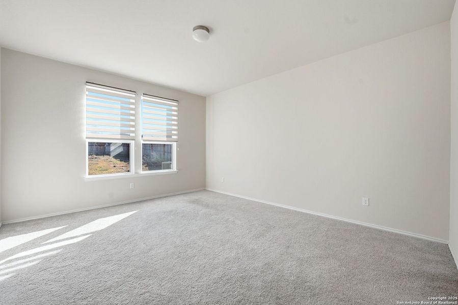 Spacious, unfurnished interior of a new home in Cinco Lakes, San Antonio (Image 26). Spacious, unfurnished interior of a new home in Cinco Lakes, San Antonio (Image 26).
