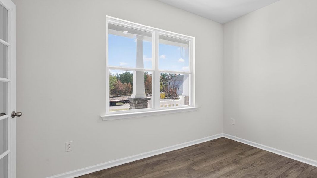 Spacious, unfurnished interior of a new home in Mason Ridge, Spring Lake (Image 11).
