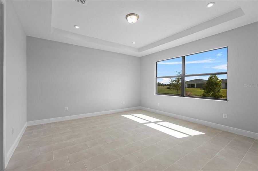 Spacious, unfurnished interior of a new home in Woodland Preserve, Parrish (Image 16). Spacious, unfurnished interior of a new home in Woodland Preserve, Parrish (Image 16).