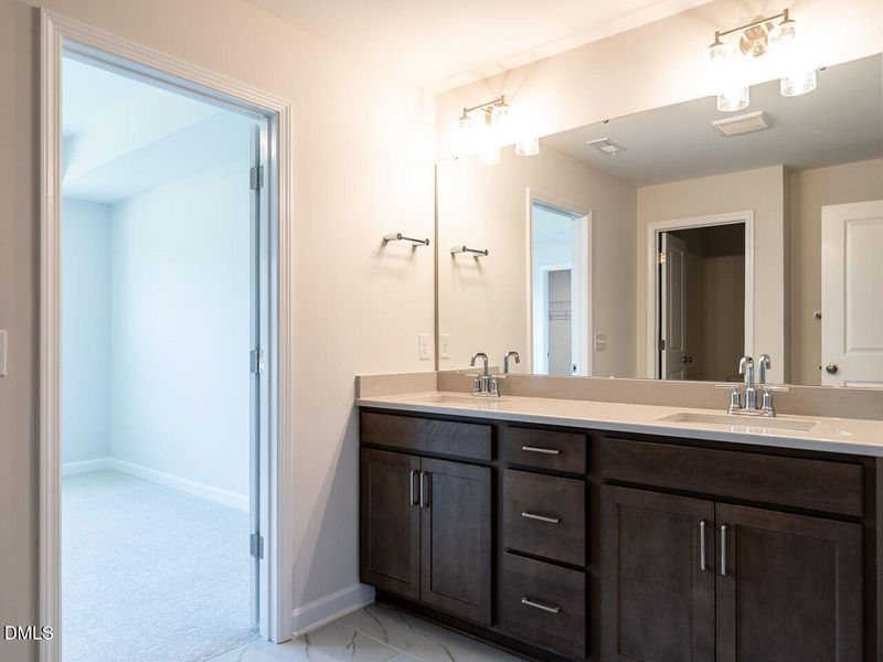 023-1280x960-primary-bath 023-1280x960-primary-bath