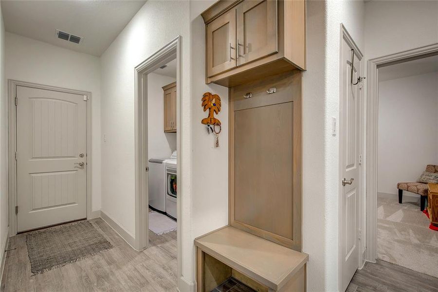 Furnished interior view inside a new home in , Lavon (Image 7).