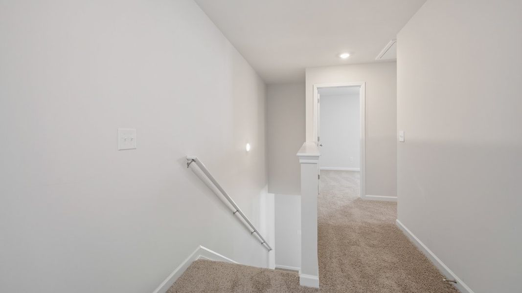 Spacious, unfurnished interior of a new home in Shoal Creek, Hampton (Image 18).