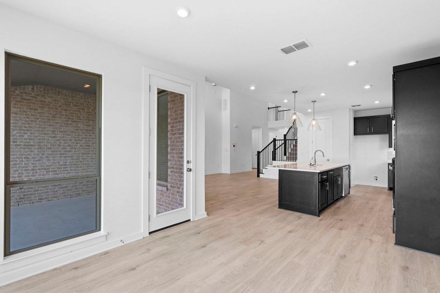 From Casual Dining to Kitchen