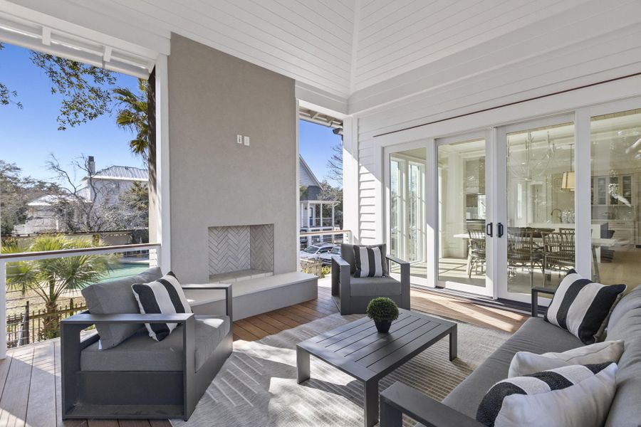 Exterior details and patio area of a home in , Sullivan's Island (Image 37).