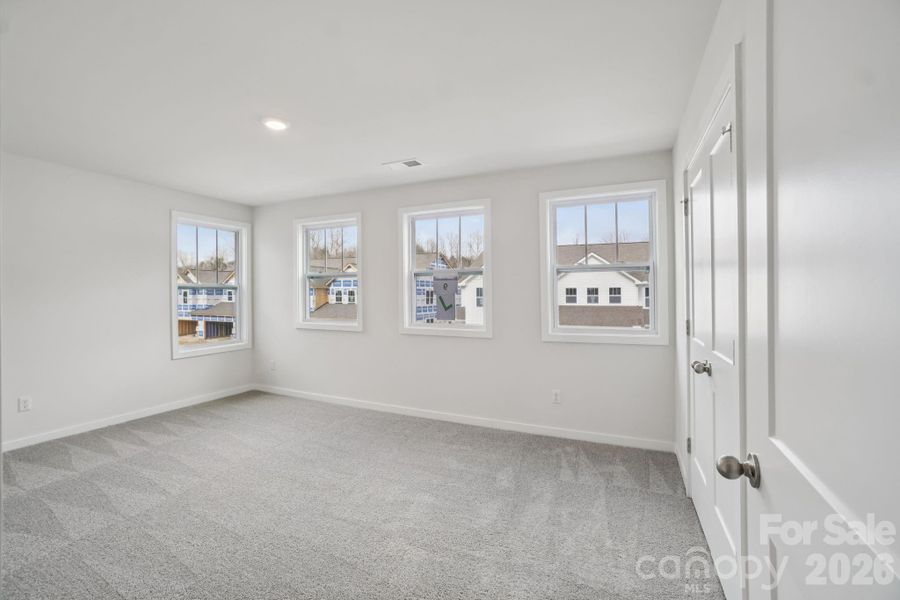 Spacious, unfurnished interior of a new home in , Weaverville (Image 28).