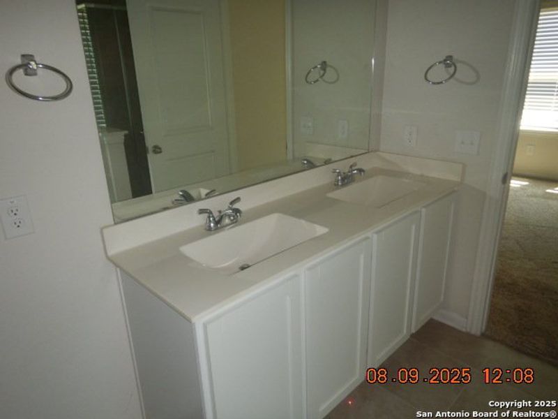 Furnished interior view inside a new home in Notting Hill, Converse (Image 3).