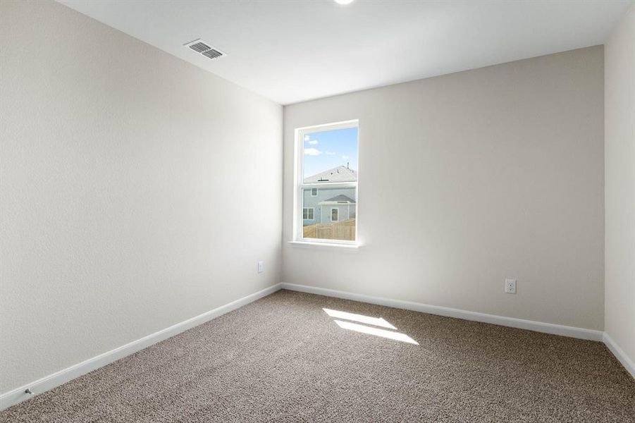 Spacious, unfurnished interior of a new home in Big Sky Estates, Ponder (Image 6).