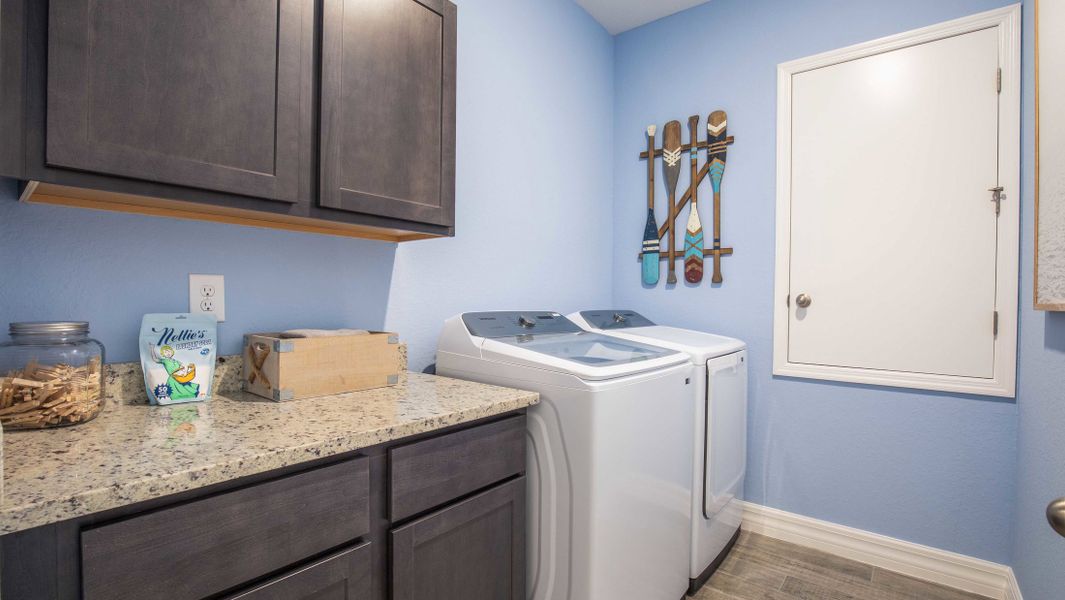 Furnished interior view inside a new home in Winding River, St. Marys (Image 14).