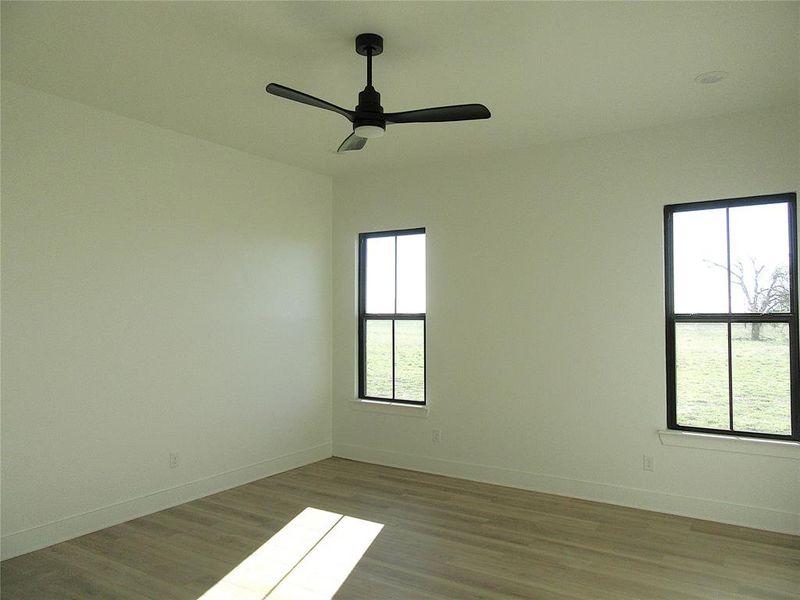 Spacious, unfurnished interior of a new home in , Crawford (Image 30).