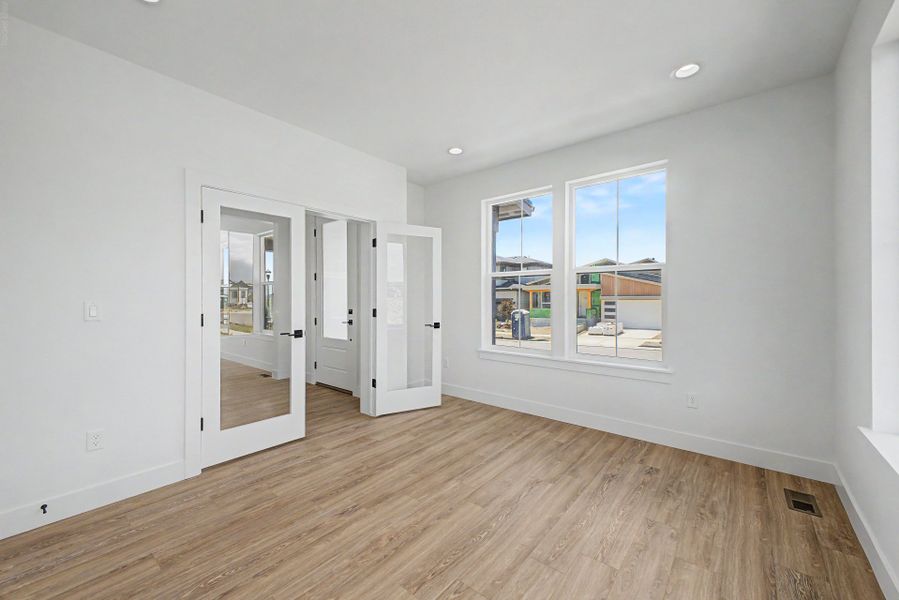 Spacious, unfurnished interior of a new home in West Grange, Longmont (Image 11). Spacious, unfurnished interior of a new home in West Grange, Longmont (Image 11).