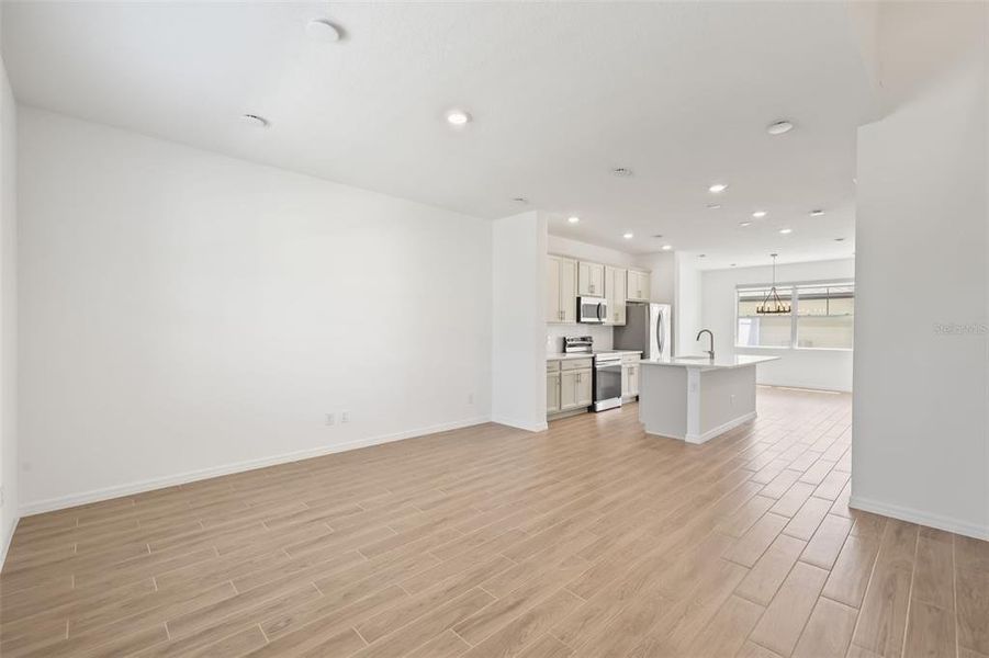 Spacious, unfurnished interior of a new home in , Winter Garden (Image 30). Spacious, unfurnished interior of a new home in , Winter Garden (Image 30).