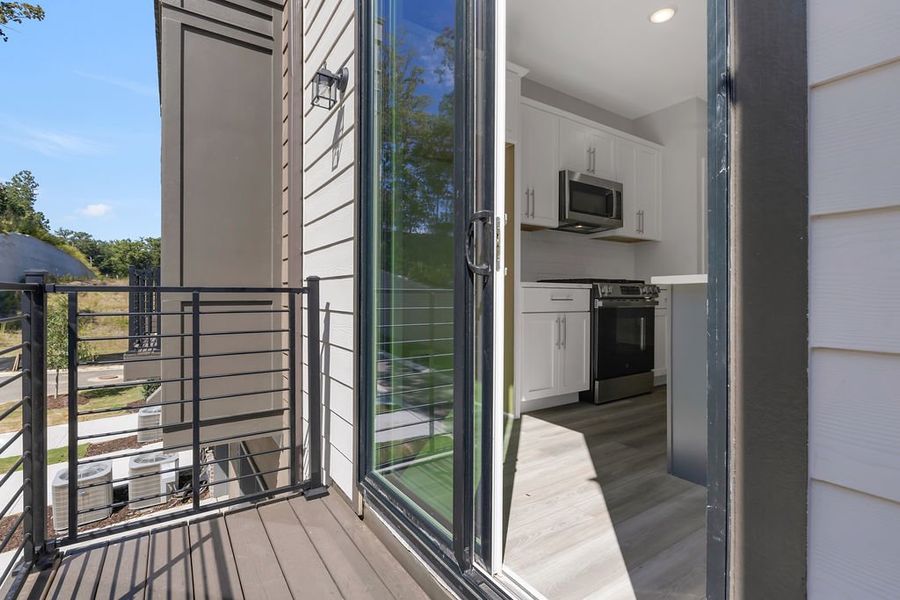 Exterior details and patio area of a home in Echo Park, Suwanee (Image 24).