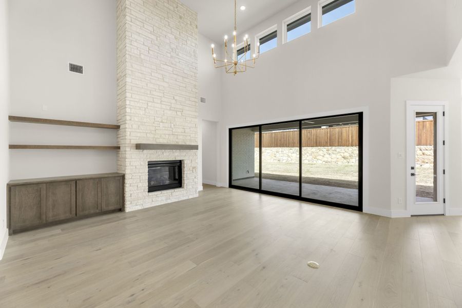 Spacious, unfurnished interior of a new home in StarView, Prosper (Image 51).