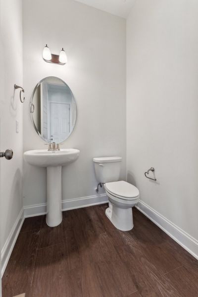 11- HHHunt Homes Mason Half Bathroom
