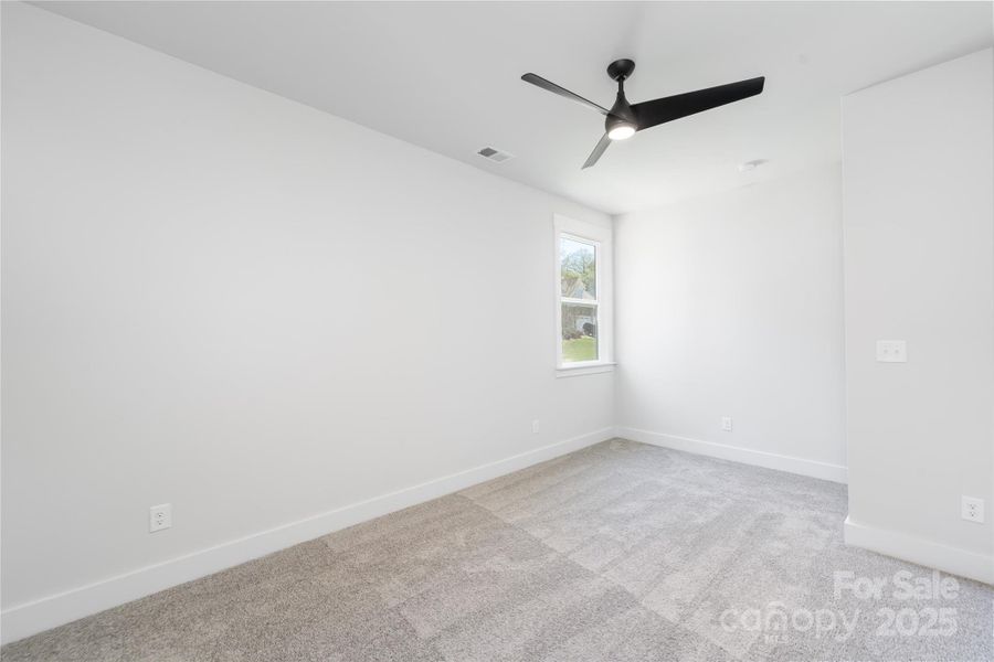 Spacious, unfurnished interior of a new home in , Hickory (Image 33).