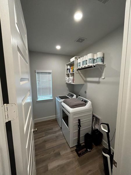 Image 18 of a home in Grand Central Park 45'.