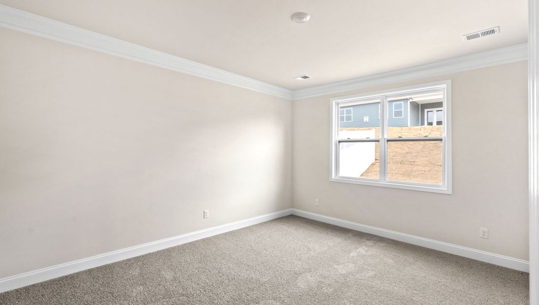 Spacious, unfurnished interior of a new home in Cottonwood Ridge, Piedmont (Image 23).