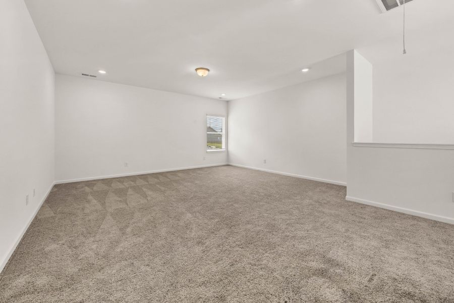 Spacious, unfurnished interior of a new home in The Oaks, Clarksville (Image 23). Spacious, unfurnished interior of a new home in The Oaks, Clarksville (Image 23).