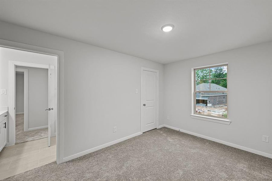 Spacious, unfurnished interior of a new home in The Woodlands Hills 45', Willis (Image 24). Spacious, unfurnished interior of a new home in The Woodlands Hills 45', Willis (Image 24).