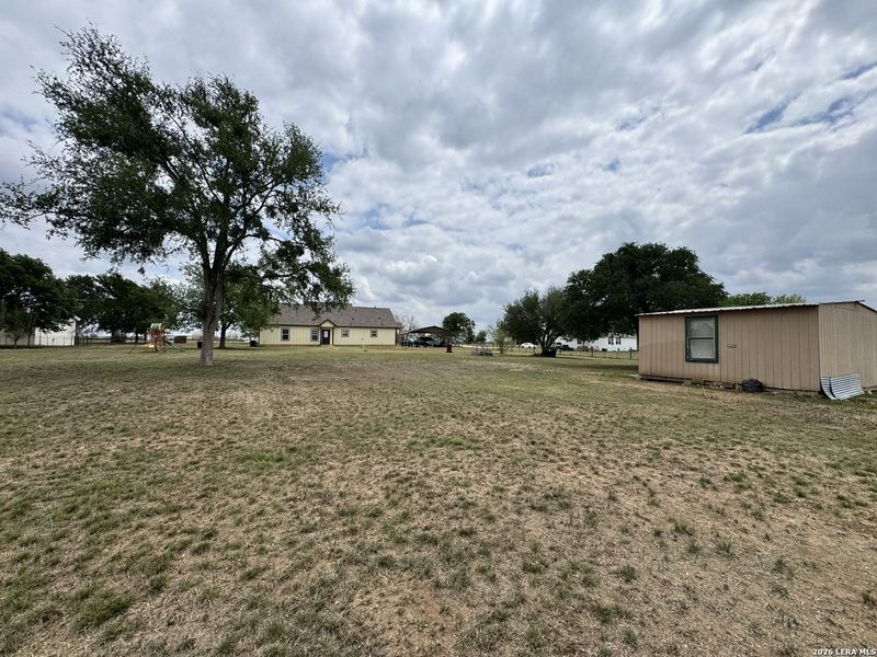Exterior details and patio area of a home in , Seguin (Image 3).