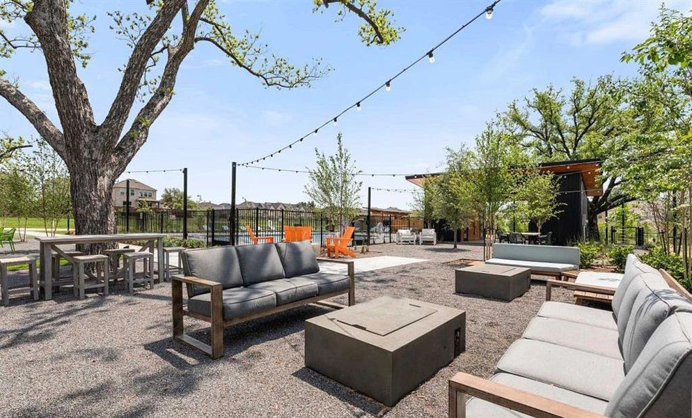 Sereno Oaks Fire Pits