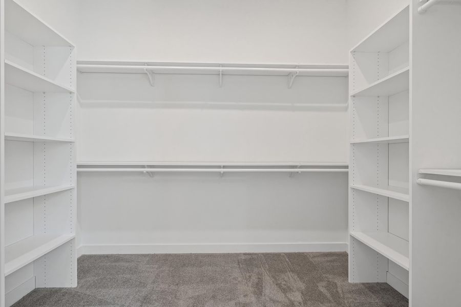 Spacious, unfurnished interior of a new home in Myers Park, Arlington (Image 18). Spacious, unfurnished interior of a new home in Myers Park, Arlington (Image 18).