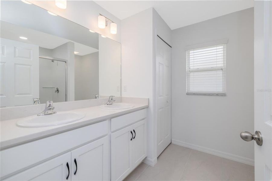 Furnished interior view inside a new home in , Palm Coast (Image 9).