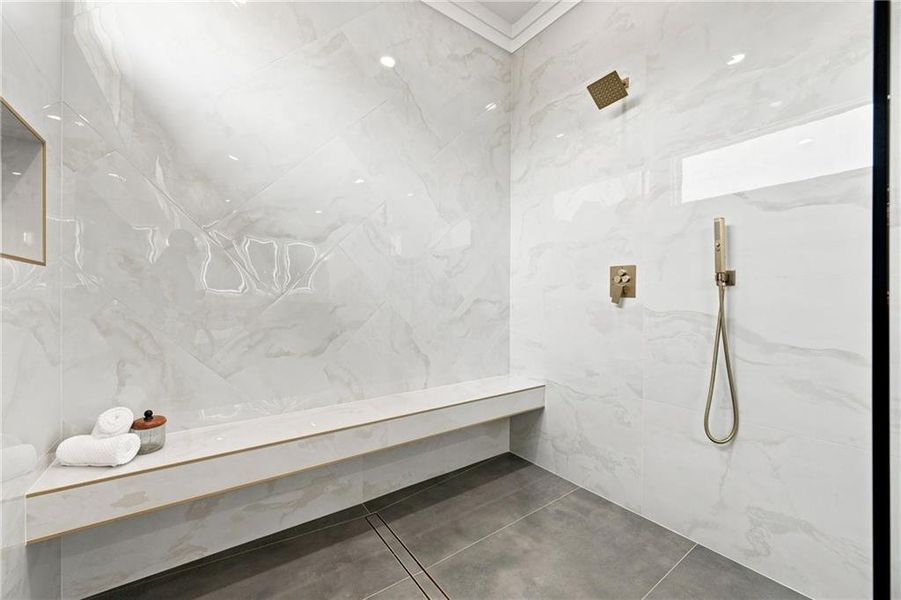 Image 71 of a home in .