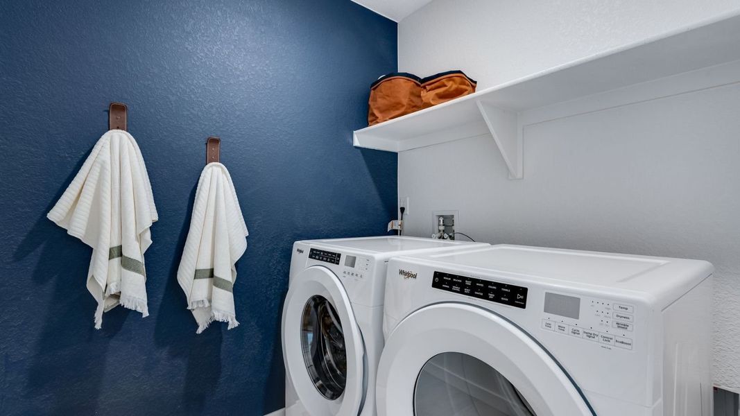 Close-up of interior finishes inside a home in Vista Meadows, Fort Lupton (Image 19). Close-up of interior finishes inside a home in Vista Meadows, Fort Lupton (Image 19).