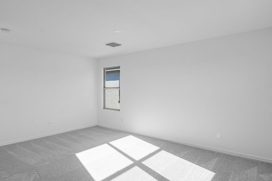 Spacious, unfurnished interior of a new home in Artisan at Asante Vista Collection, Surprise (Image 16).