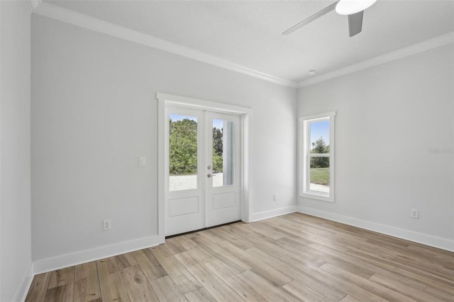 Spacious, unfurnished interior of a new home in , Sun City Center (Image 26).