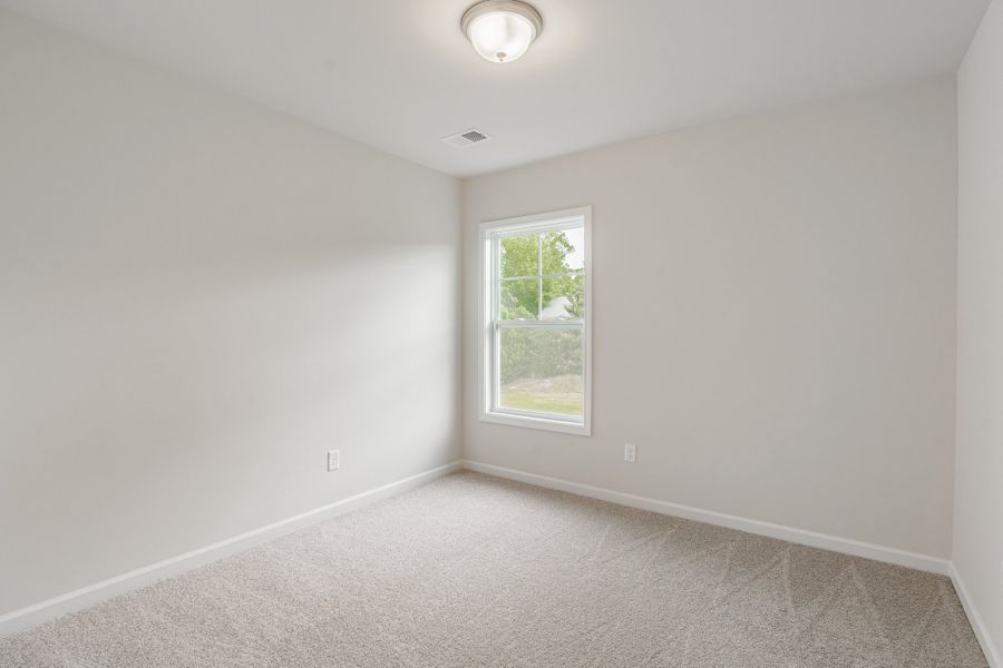 Representative unfurnished interior of a home built from the Adger by Hurricane Builders in Amber Hill, West Columbia (Image 25).