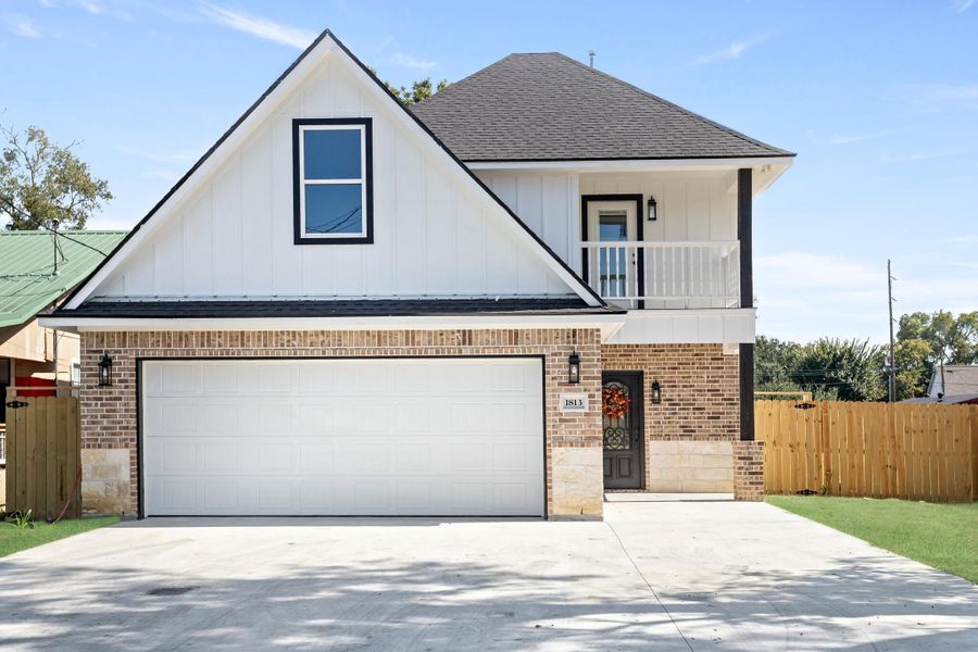 Front exterior of a new home in , Port Neches, TX, highlighting curb appeal (Image 24).
