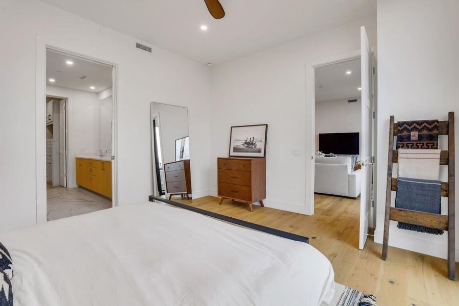 Furnished interior view inside a new home in The Dillon Buckhead, Atlanta (Image 42). Furnished interior view inside a new home in The Dillon Buckhead, Atlanta (Image 42).