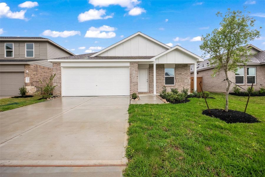 *Photos are representative only. This is not the actual home.* *Photos are representative only. This is not the actual home.*