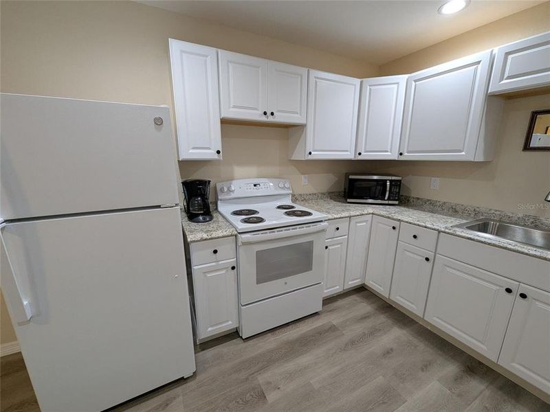 Furnished interior view inside a new home in , Arcadia (Image 6).