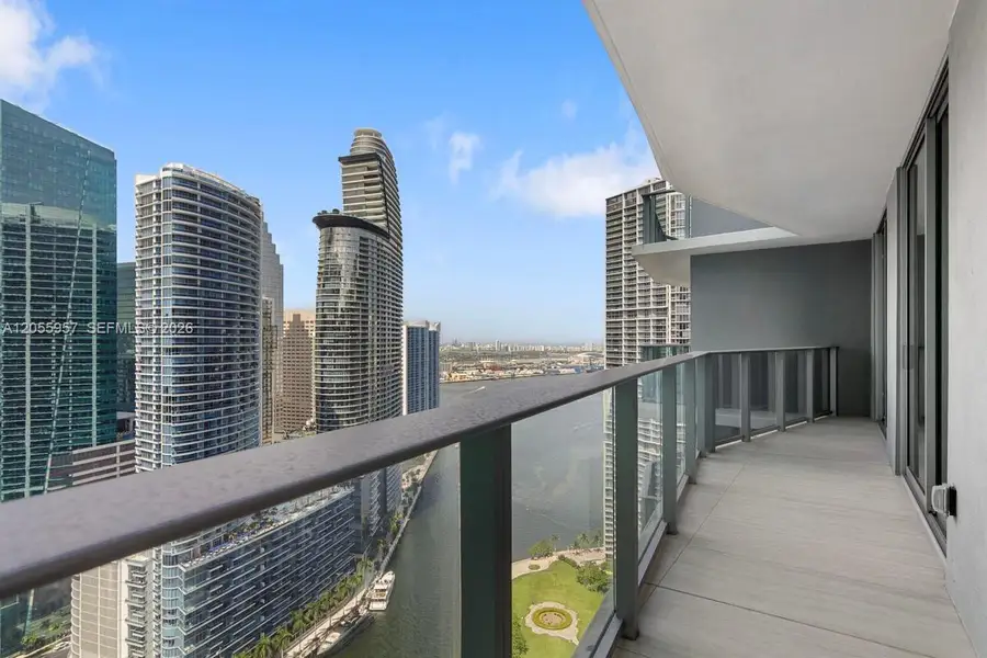 Condo located in Miami, FL showcasing its design and architecture (Image 1). Condo located in Miami, FL showcasing its design and architecture (Image 1).