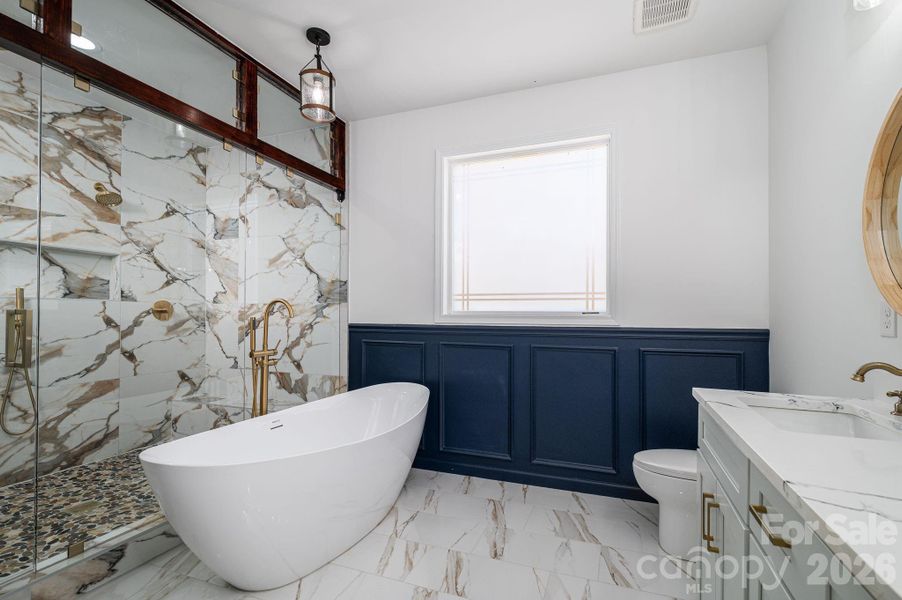 Furnished interior view inside a new home in , Shelby (Image 15).