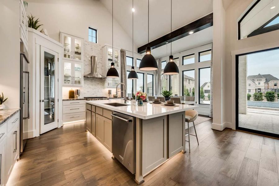 Representative furnished interior of a home built from the Grand Whitehall by Grand Homes in Grand Oaks, Celina (Image 8).